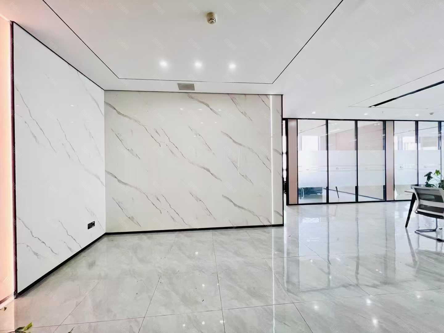 丽江龙城
