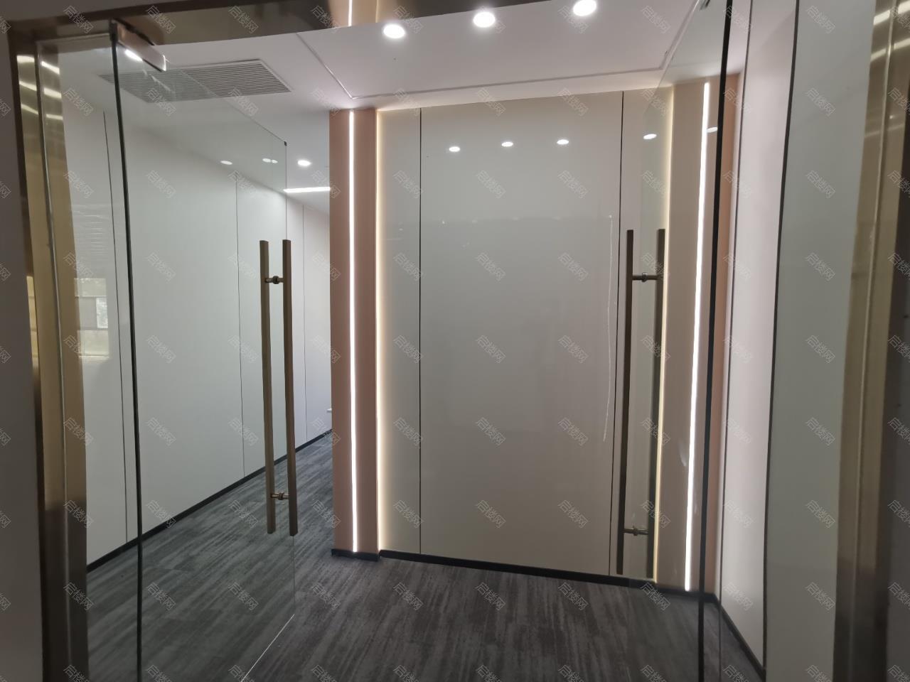 长江总部国际出租房图片