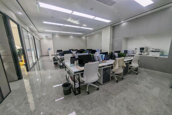 国投财富广场出租房图片