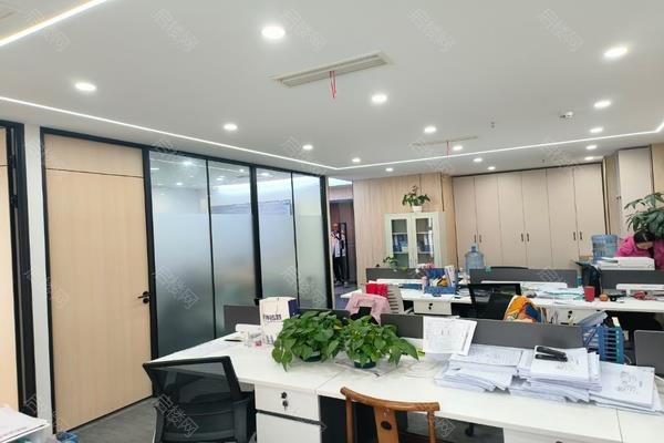 中港广场出租房图片