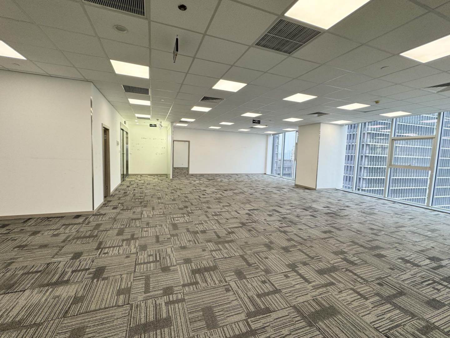 百扬大厦出租房图片