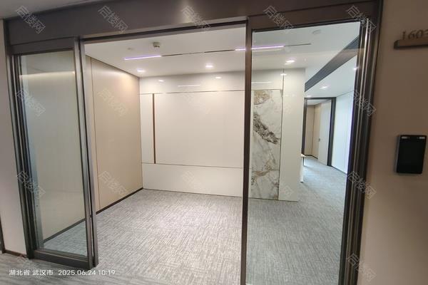 平安金融中心出租房图片