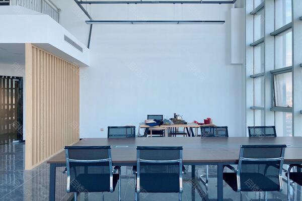 湖北省科技创业大厦出租房图片