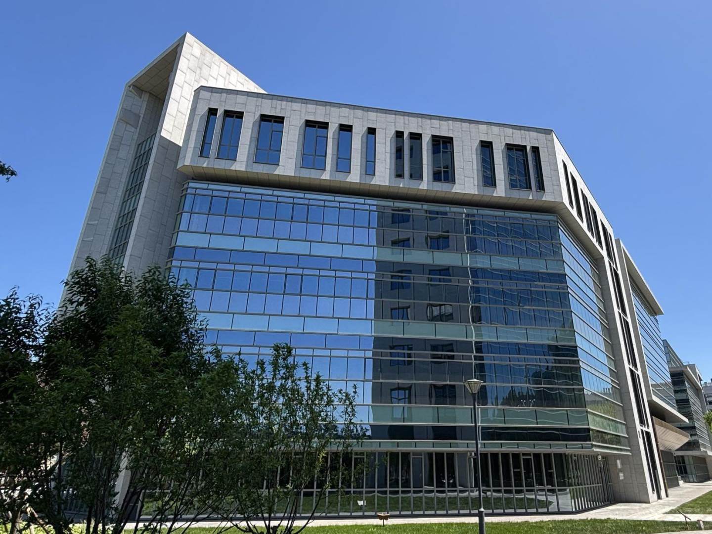 子拓国际广场出租房图片