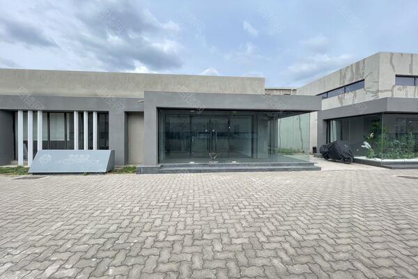 燕莎50号出租房图片