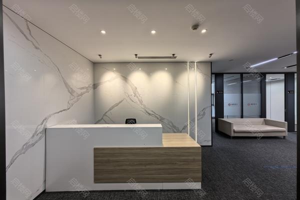 阳光城央座出租房图片