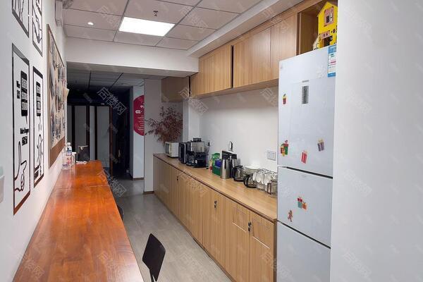 有研科技创新中心