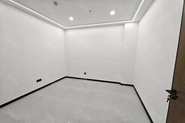 建正东方中心出租房图片