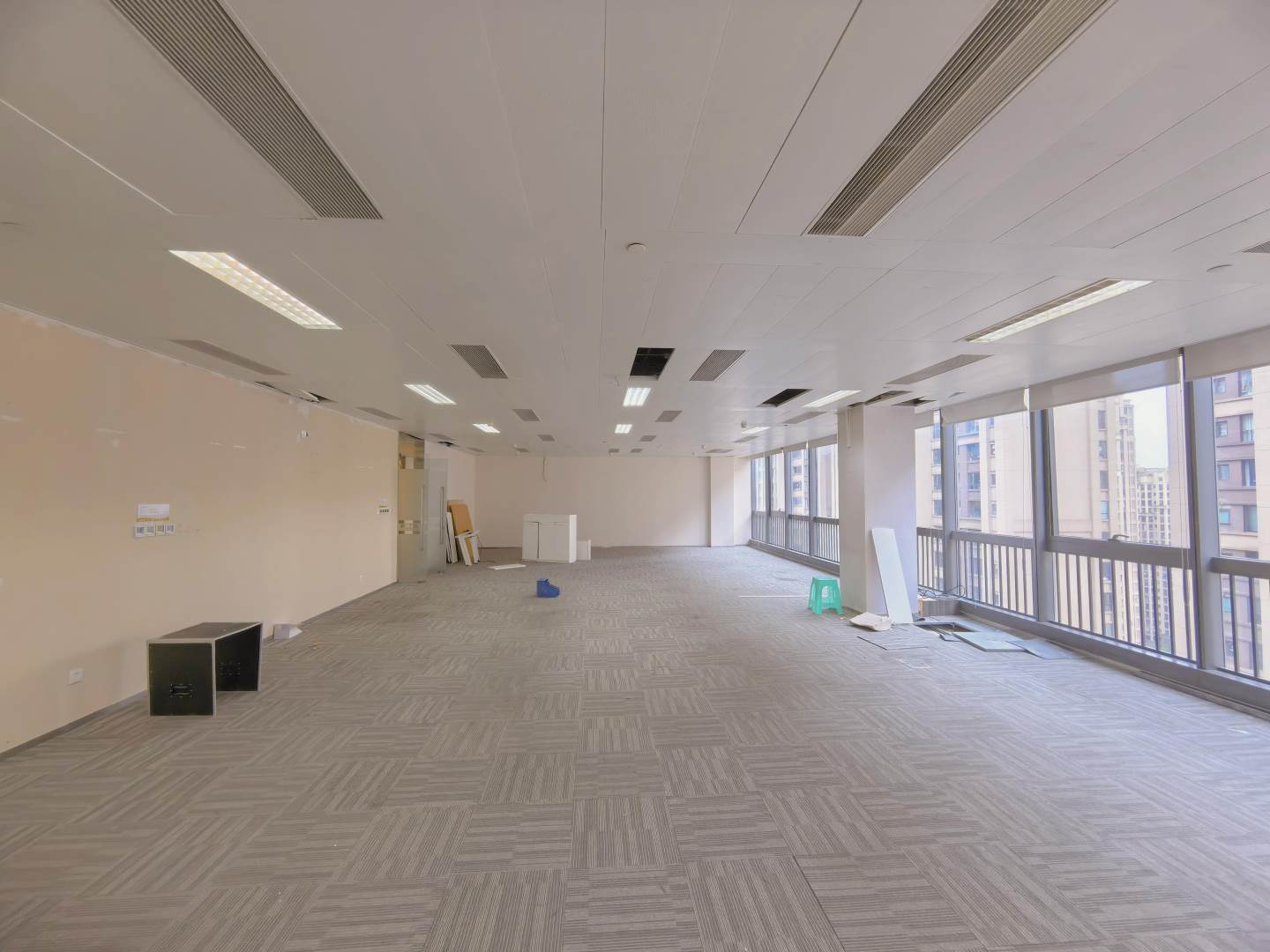 兴龙黄金珠宝大厦