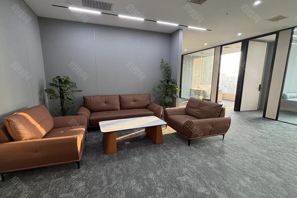 西北湖国金中心