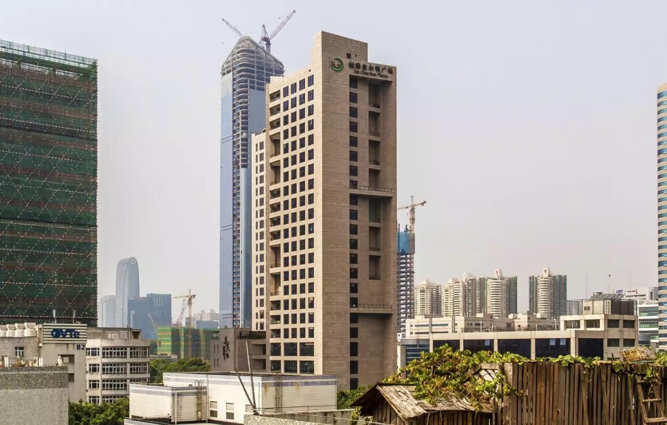 丽雅查尔顿广场